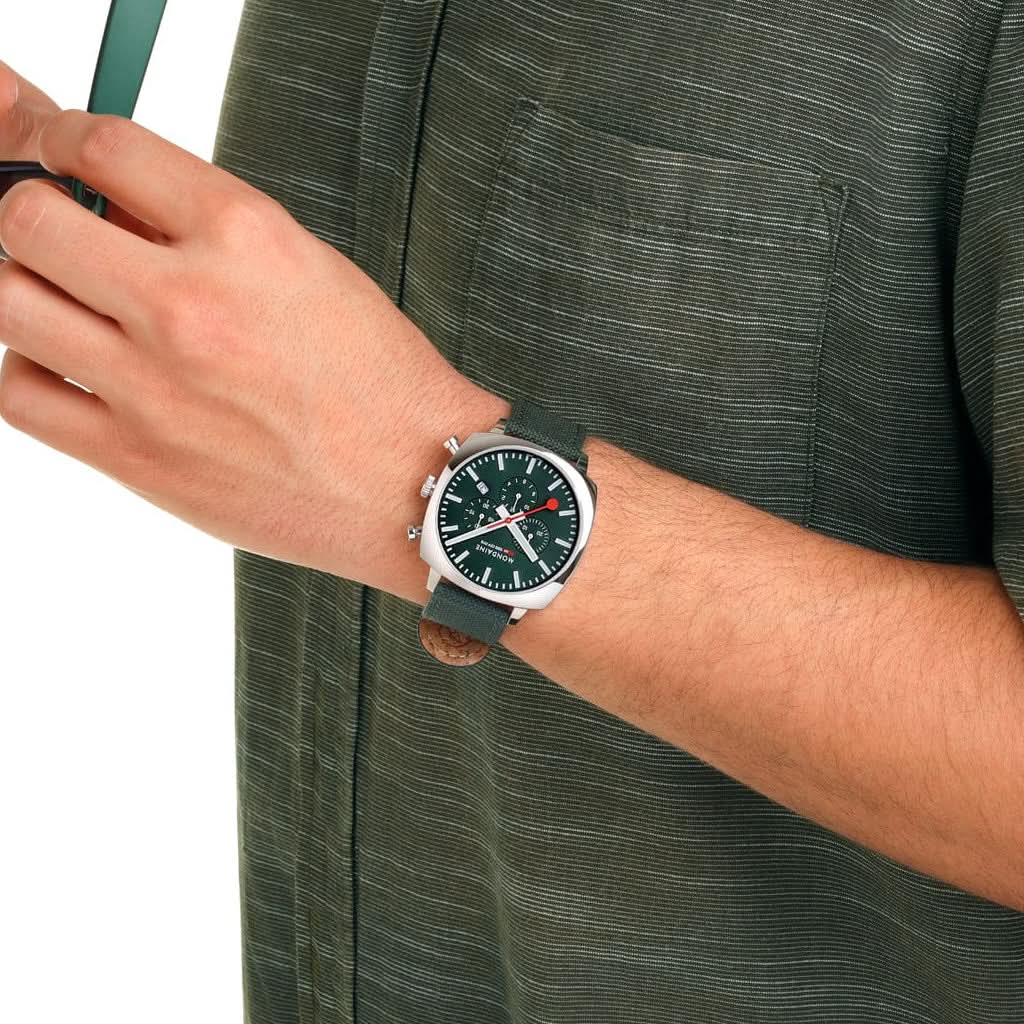 Mondaine Luxury Watches Mondaine Grand Cushion Chronograph Quartz Watch MSL.41460.LF