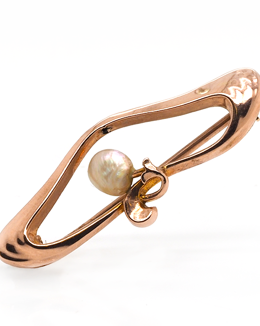 Ogden Of Harrogate Designer Jewellery 9ct Rose Gold Open Heart Brooch with Central Pearl Detail
