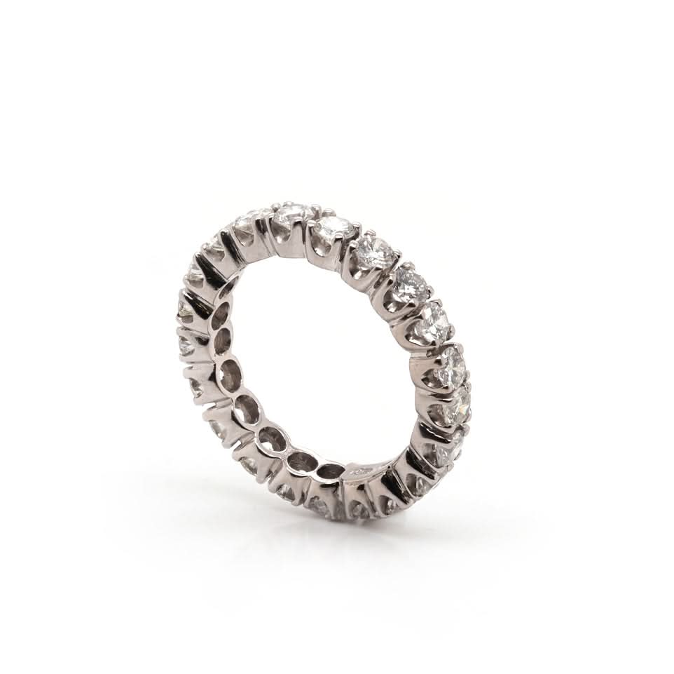 Ogden of Harrogate Jewellery 18ct White Gold 21 Diamond Full Eternity Ring