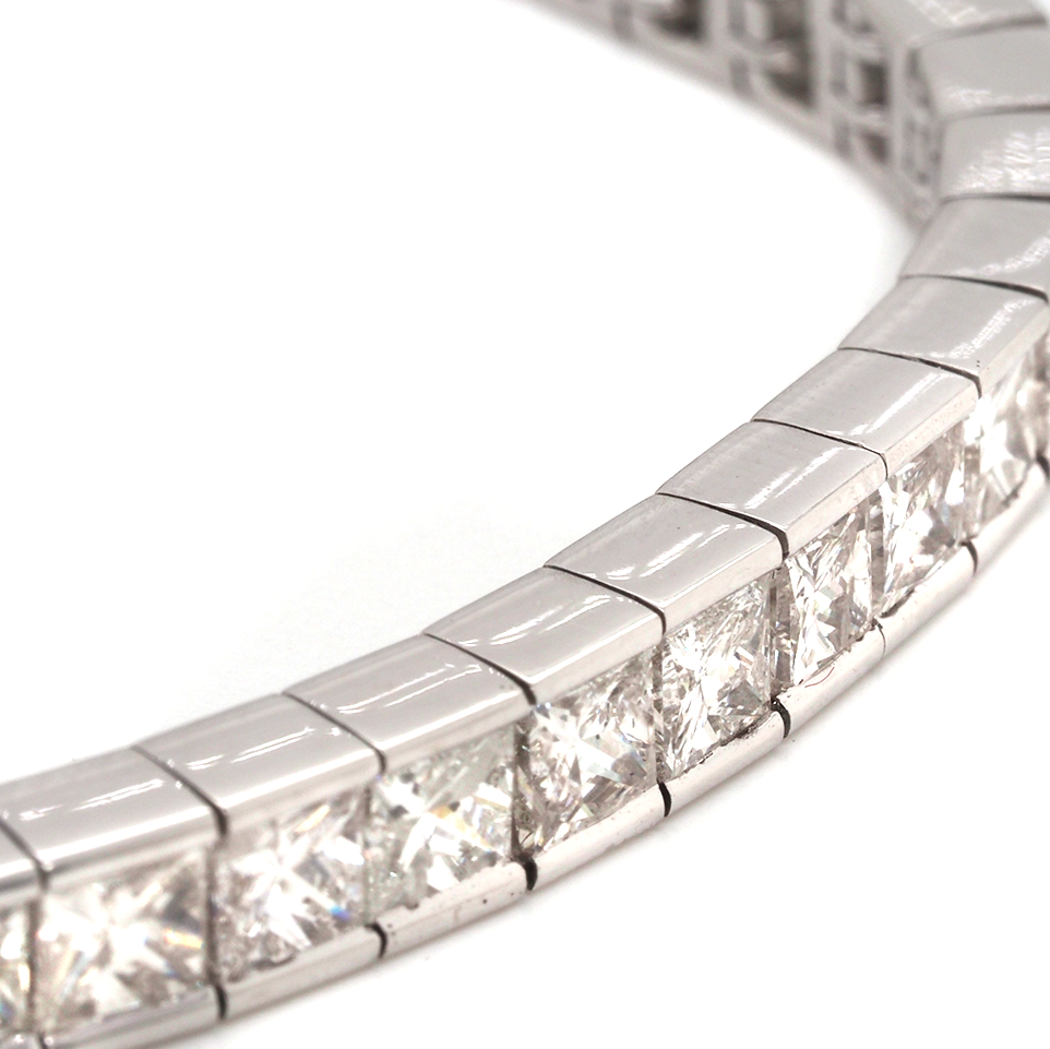 Ogden of Harrogate Jewellery 18ct White Gold Princess Cut Diamond Line Bracelet