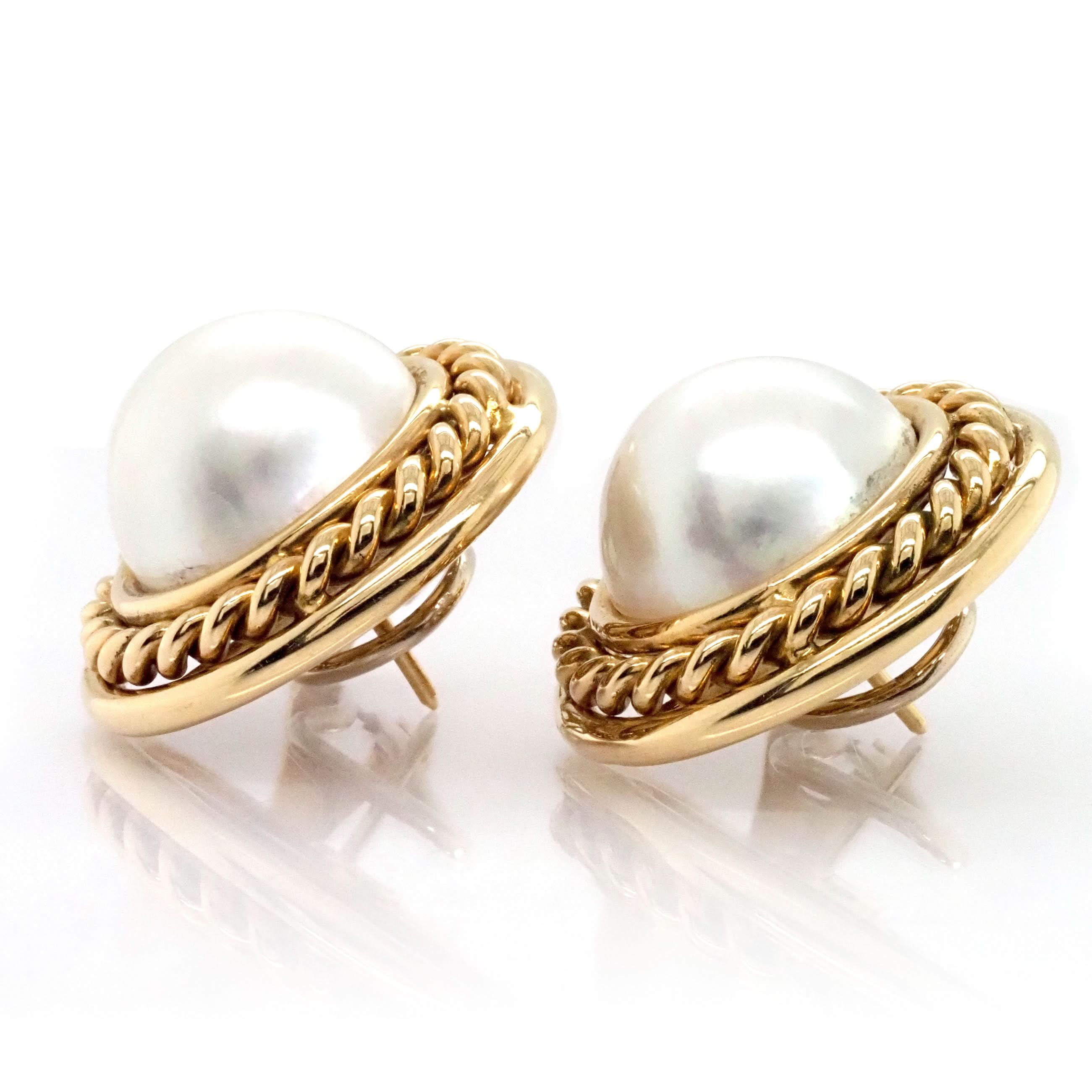 Ogden of Harrogate Jewellery 18ct Yellow Gold Mabe Pearl Earrings