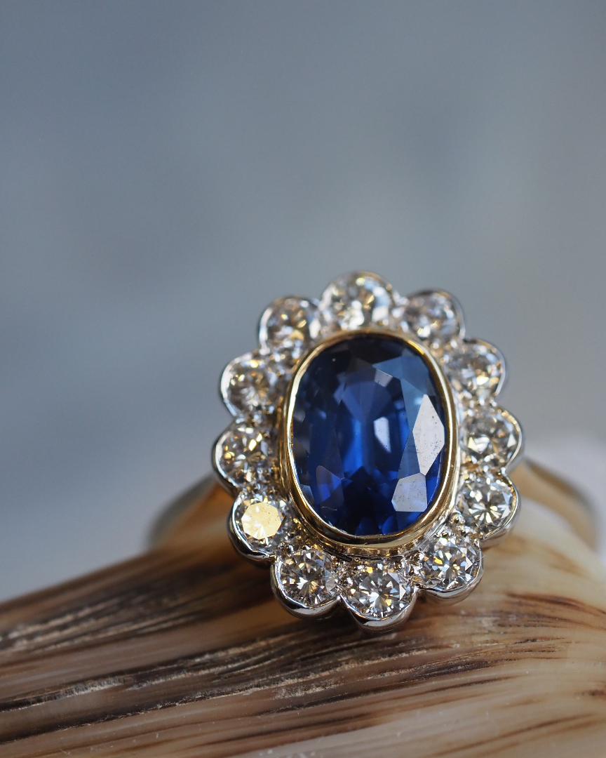 Ogden of Harrogate Jewellery 18ct Yellow Gold Saphire and Diamond Cluster Ring