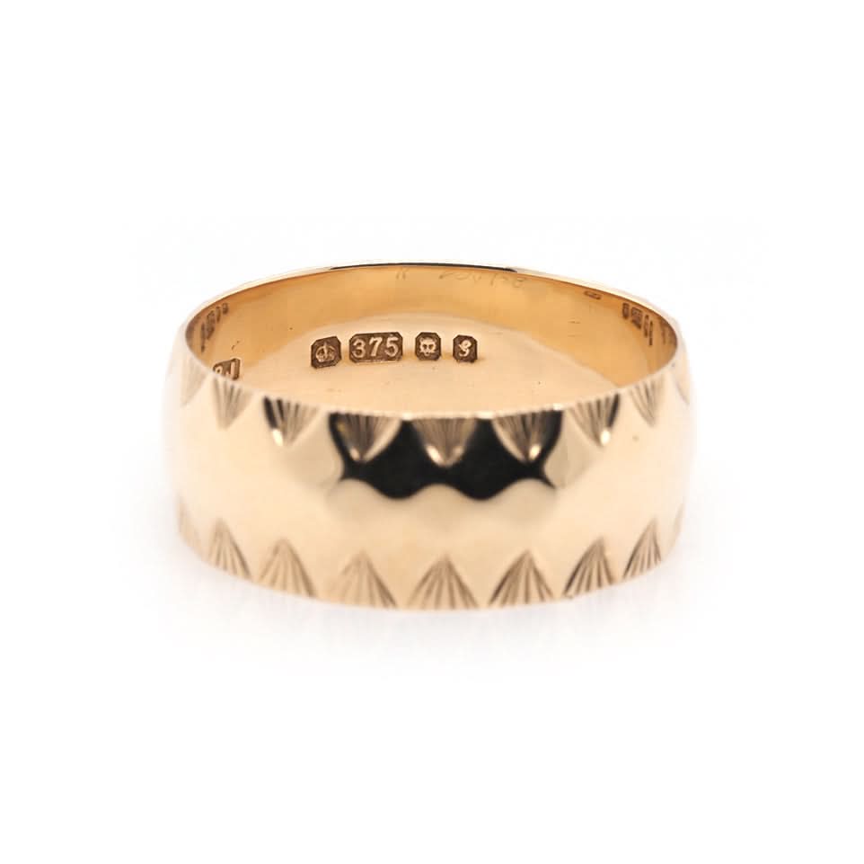 Ogden of Harrogate Jewellery 9ct Gold Wide Ring with Crimped Edges