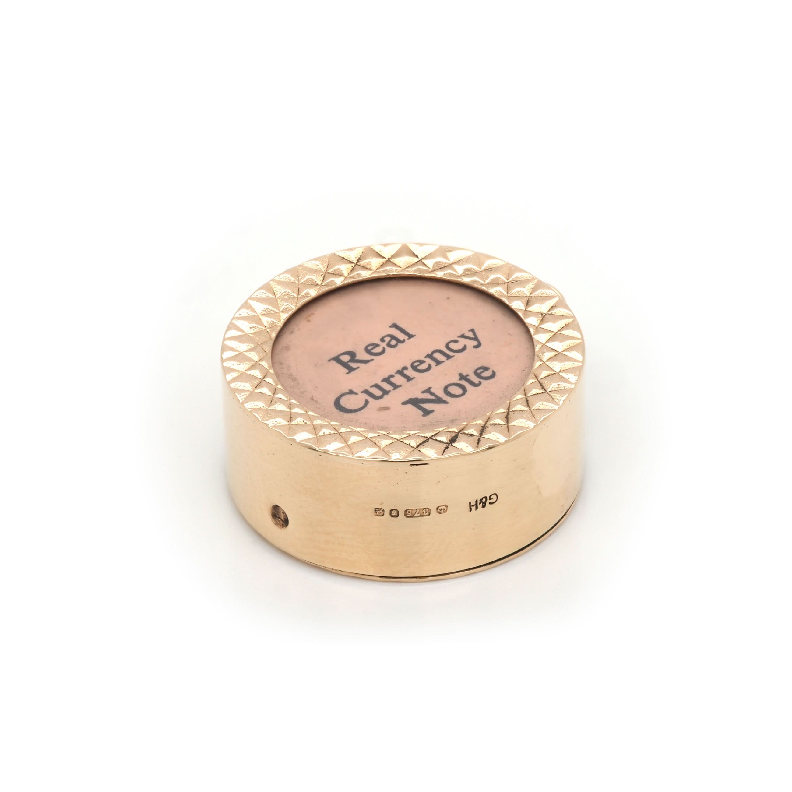 Ogden of Harrogate Jewellery 9ct Yellow Gold £1 Note Charm