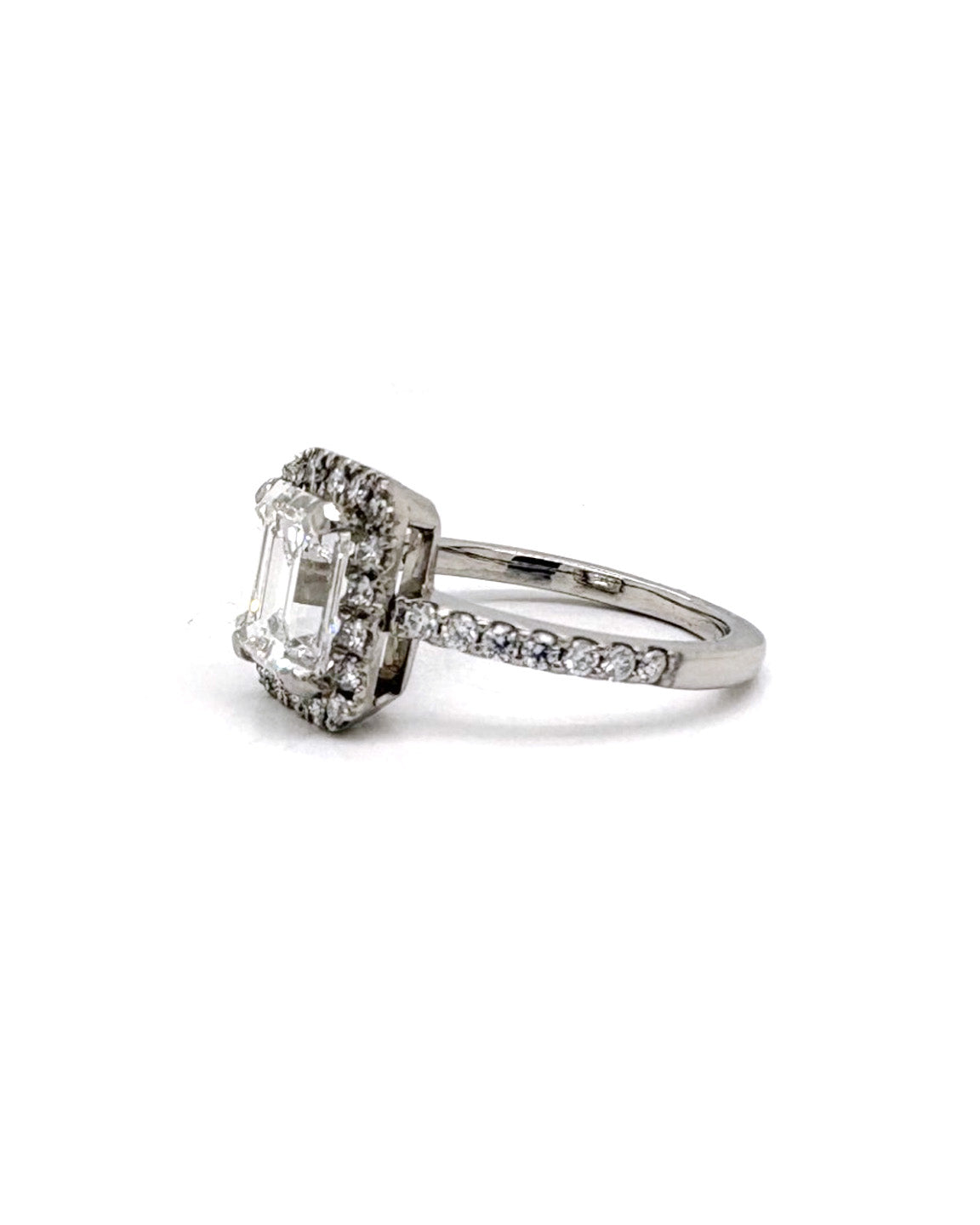 Ogden Of Harrogate Jewellery A Diamond Cluster Ring,