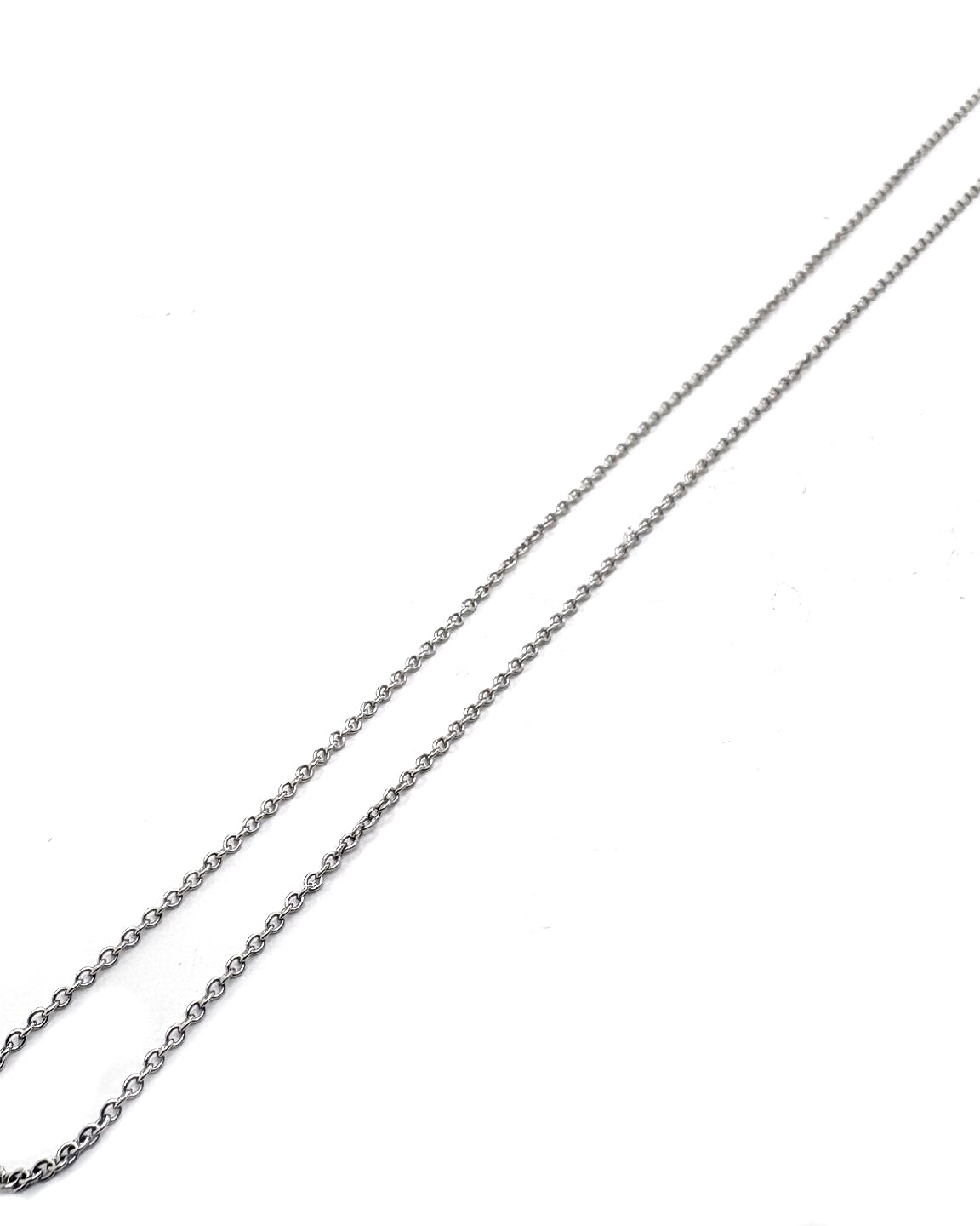 Ogden Of Harrogate Jewellery An 18 carat white gold 18" trace chain