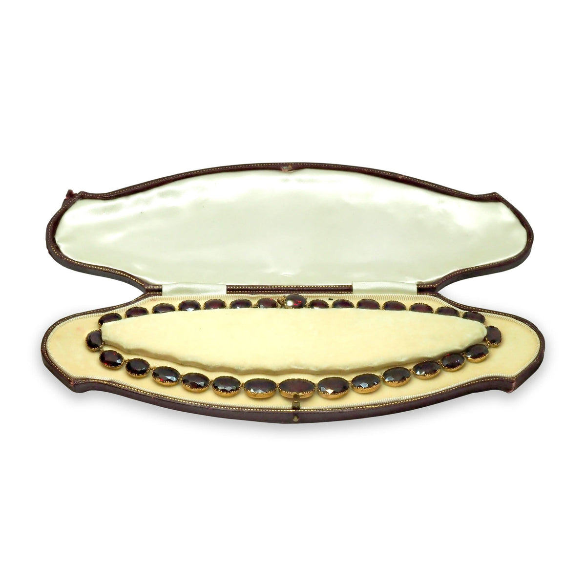 Ogden of Harrogate Jewellery Georgian 15ct Yellow Gold Graduated Oval Garnet Necklace