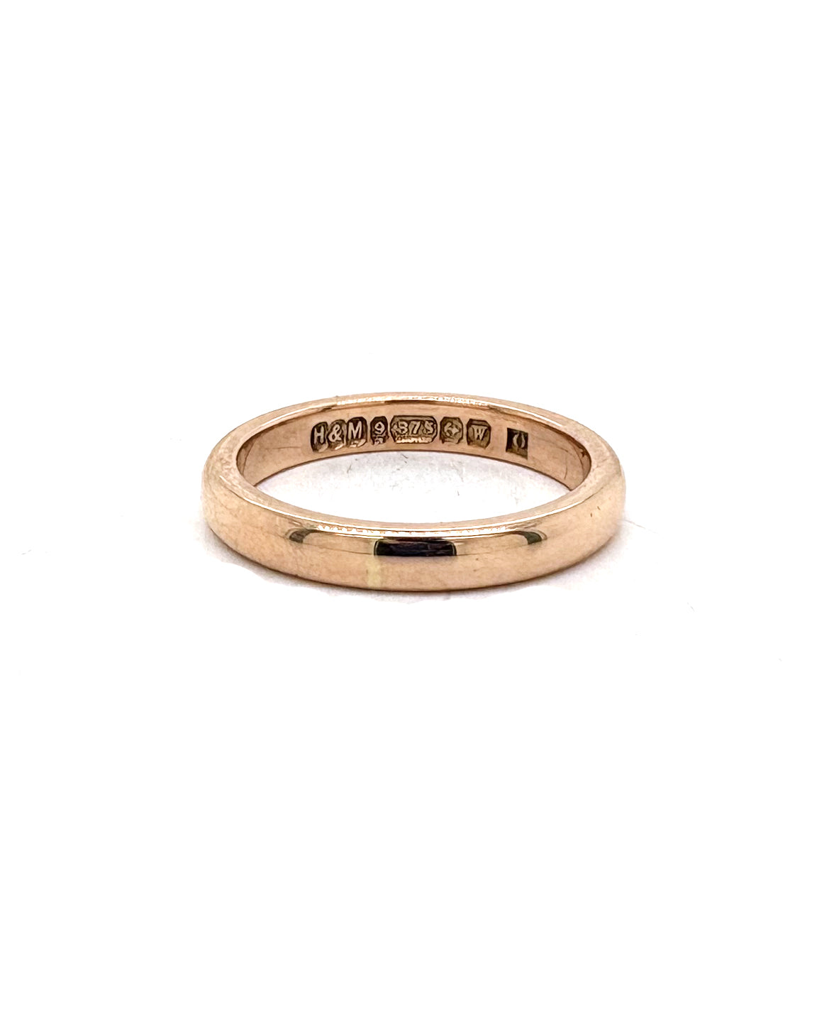 Ogden Of Harrogate Vintage Jewellery A 9ct yellow gold Wedding Band