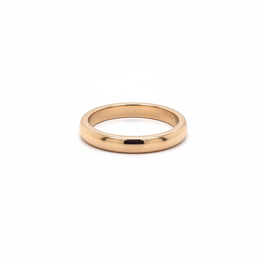 Ogden Of Harrogate Vintage Jewellery A 9ct yellow gold Wedding Band