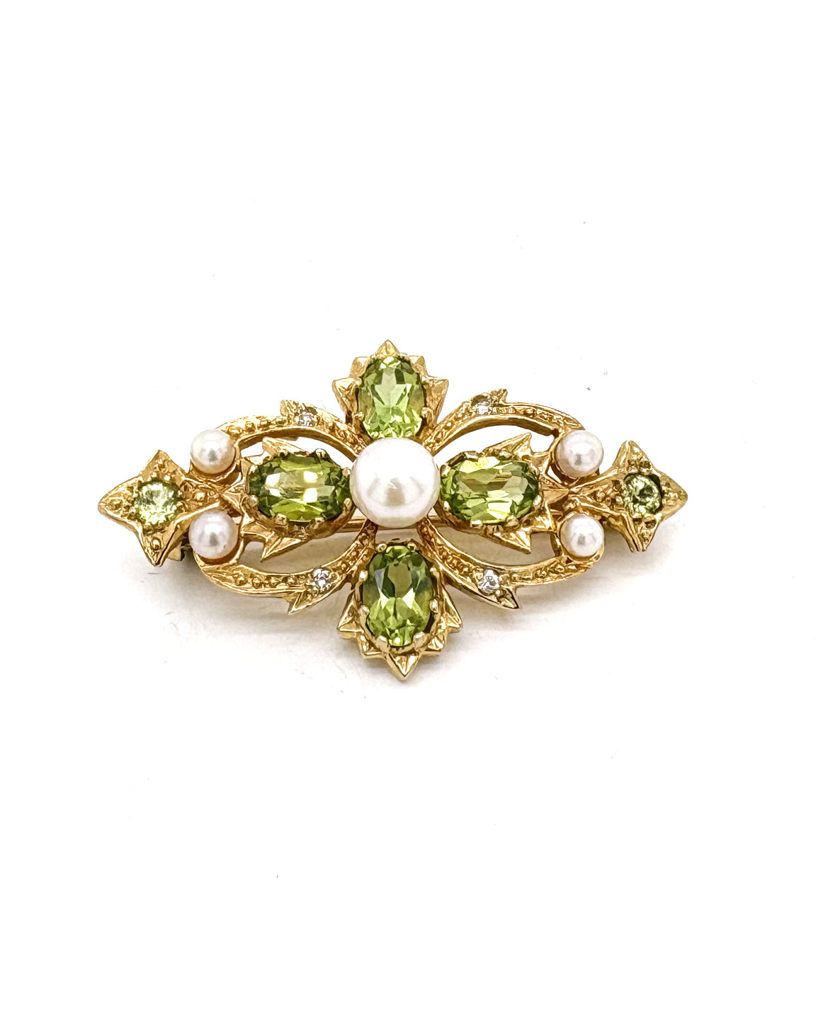Ogden Of Harrogate Vintage Jewellery A Peridot and Cultured Pearl 9ct gold Brooch