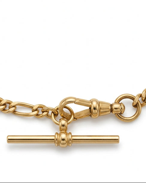 Ogden Of Harrogate Vintage Jewellery Figaro Chain Bracelet with T Bar in 9ct Yellow gold, 18cm long