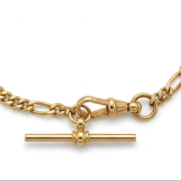 Ogden Of Harrogate Vintage Jewellery Figaro Chain Bracelet with T Bar in 9ct Yellow gold, 18cm long
