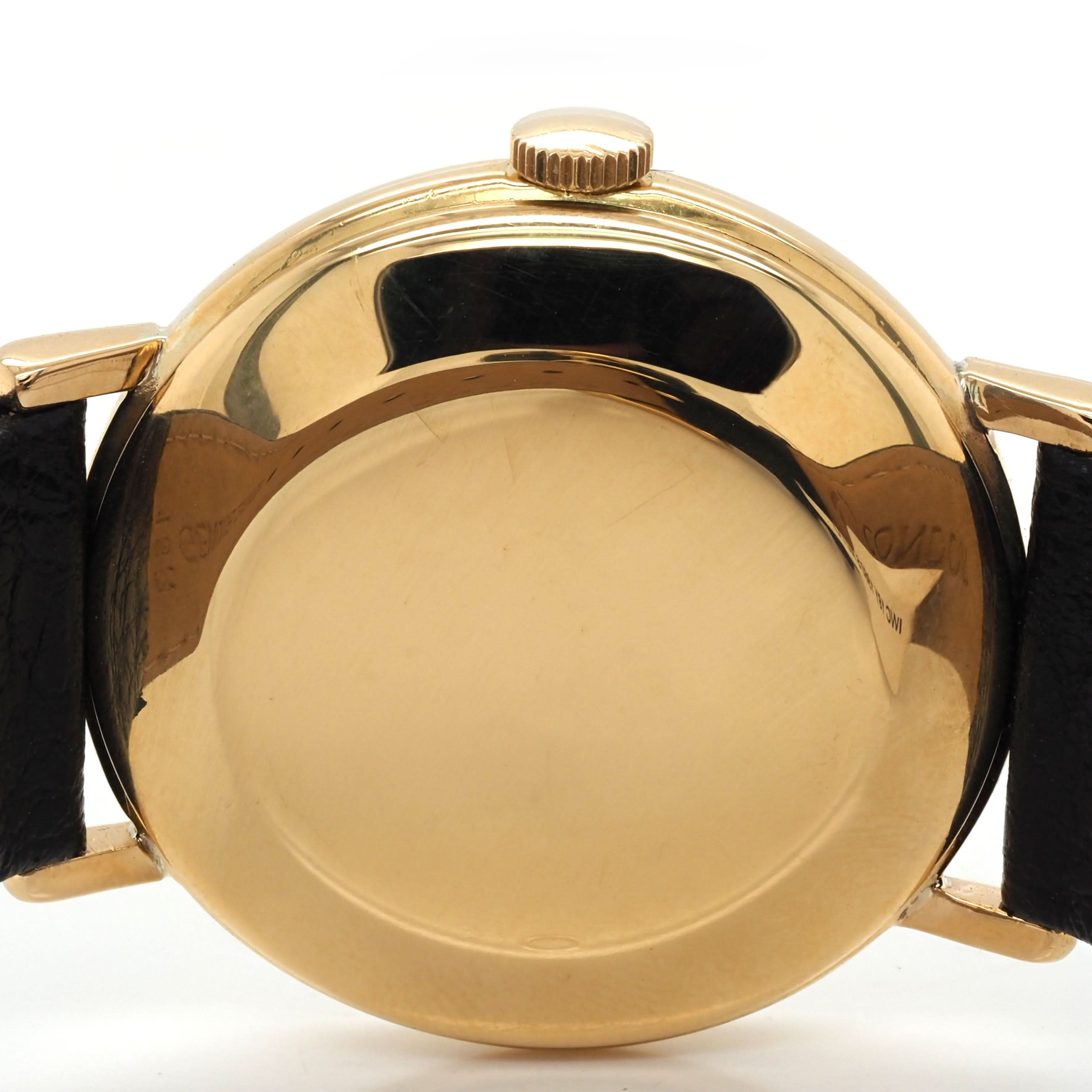 Ogden Vintage Watches Luxury Watch International Watch Company (IWC) 18ct Gold 1960s Automatic Date Watch