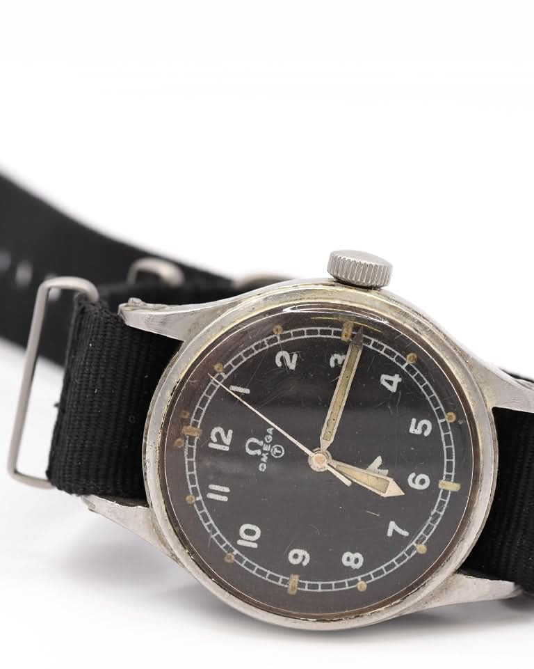Ogden Vintage Watches Luxury Watch Omega Royal Air Force Pilot’s Watch – Military Issue, 1953