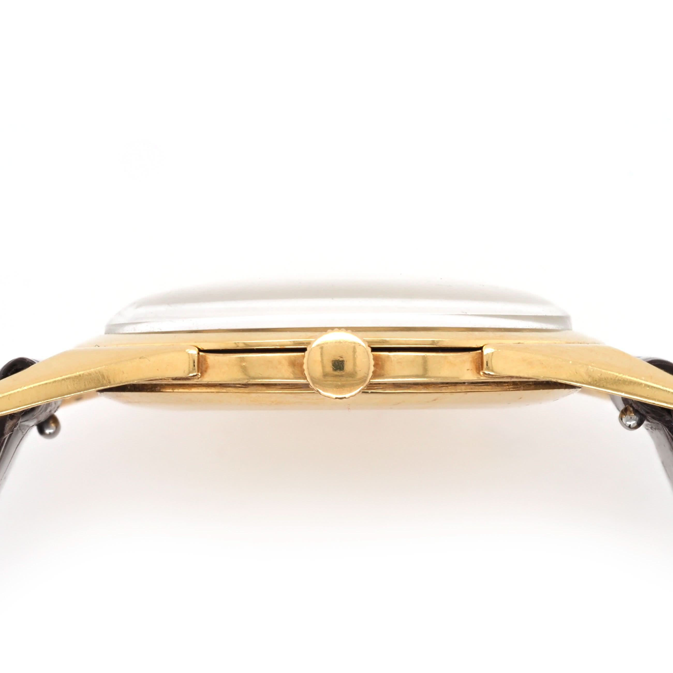 Ogden Vintage Watches Ogden Vintage Watch Vacheron Constantin Geneve 18ct Yellow Gold Manual Wind Watch, c.1950