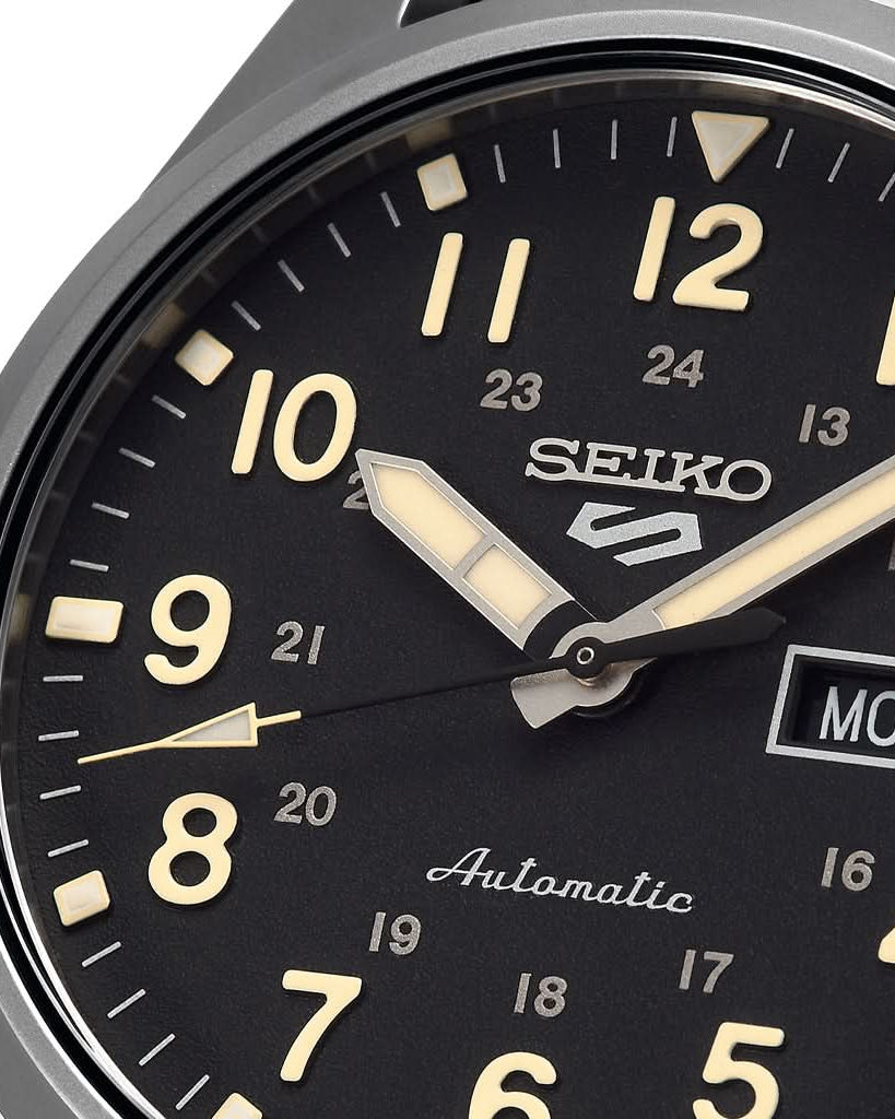 Seiko Luxury Watch Seiko 5 Sports Automatic Date Watch on Strap SRPG35K1