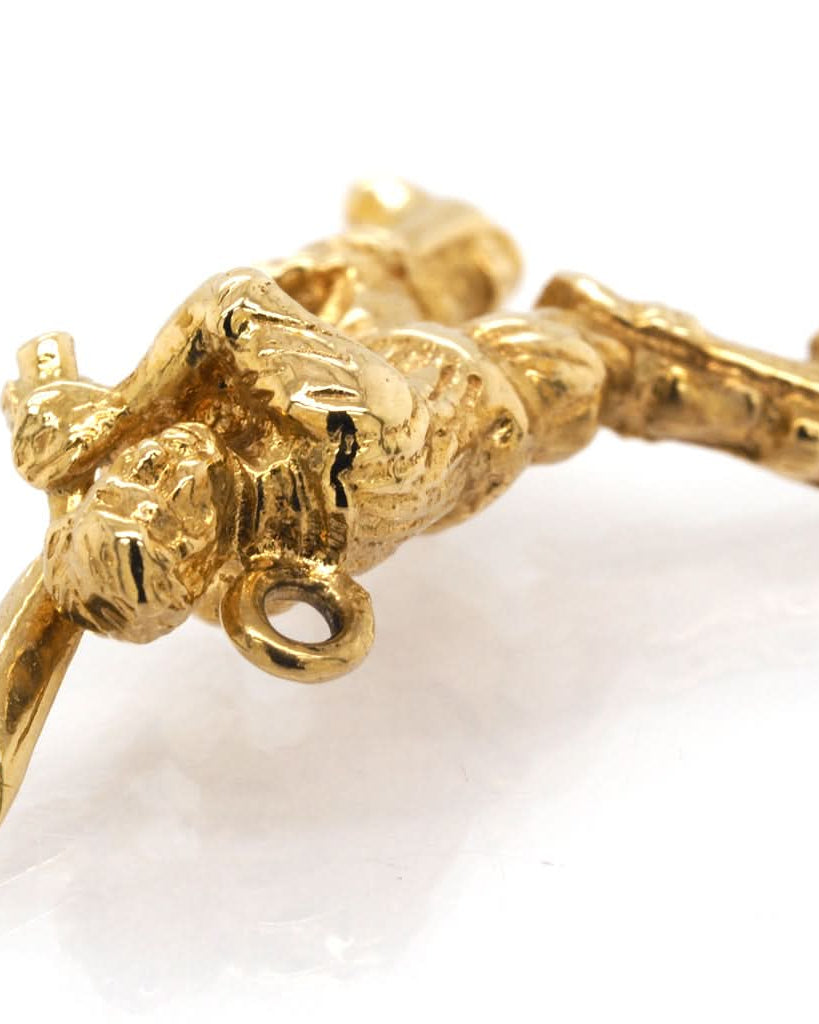 Ogden of Harrogate Jewellery 9ct Yellow Gold Cricketer Charm
