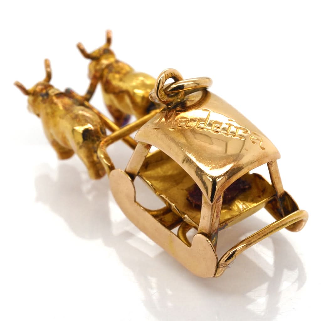 Ogden of Harrogate Jewellery 9ct Yellow Gold Reindeer & Sleigh Charm