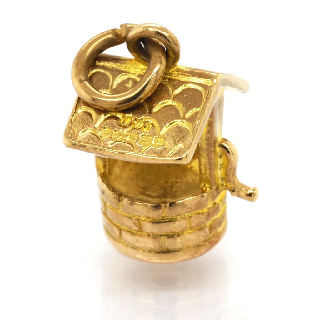 Ogden of Harrogate Jewellery 9ct Yellow Gold Well Charm
