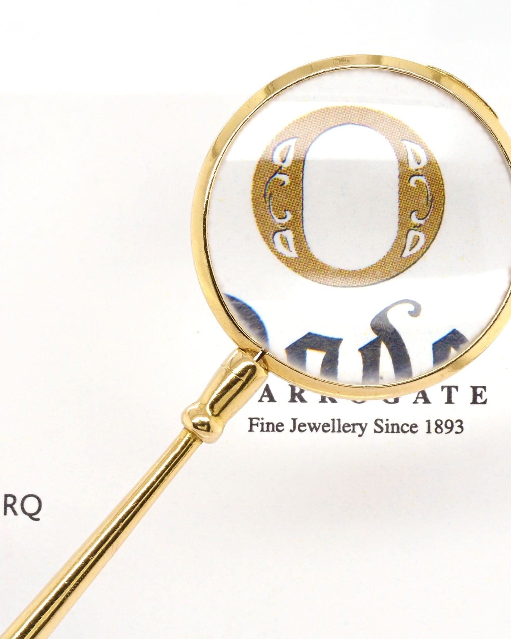 Ogden of Harrogate Jewellery Vintage 18ct Yellow Gold Magnifying Glass Pendant