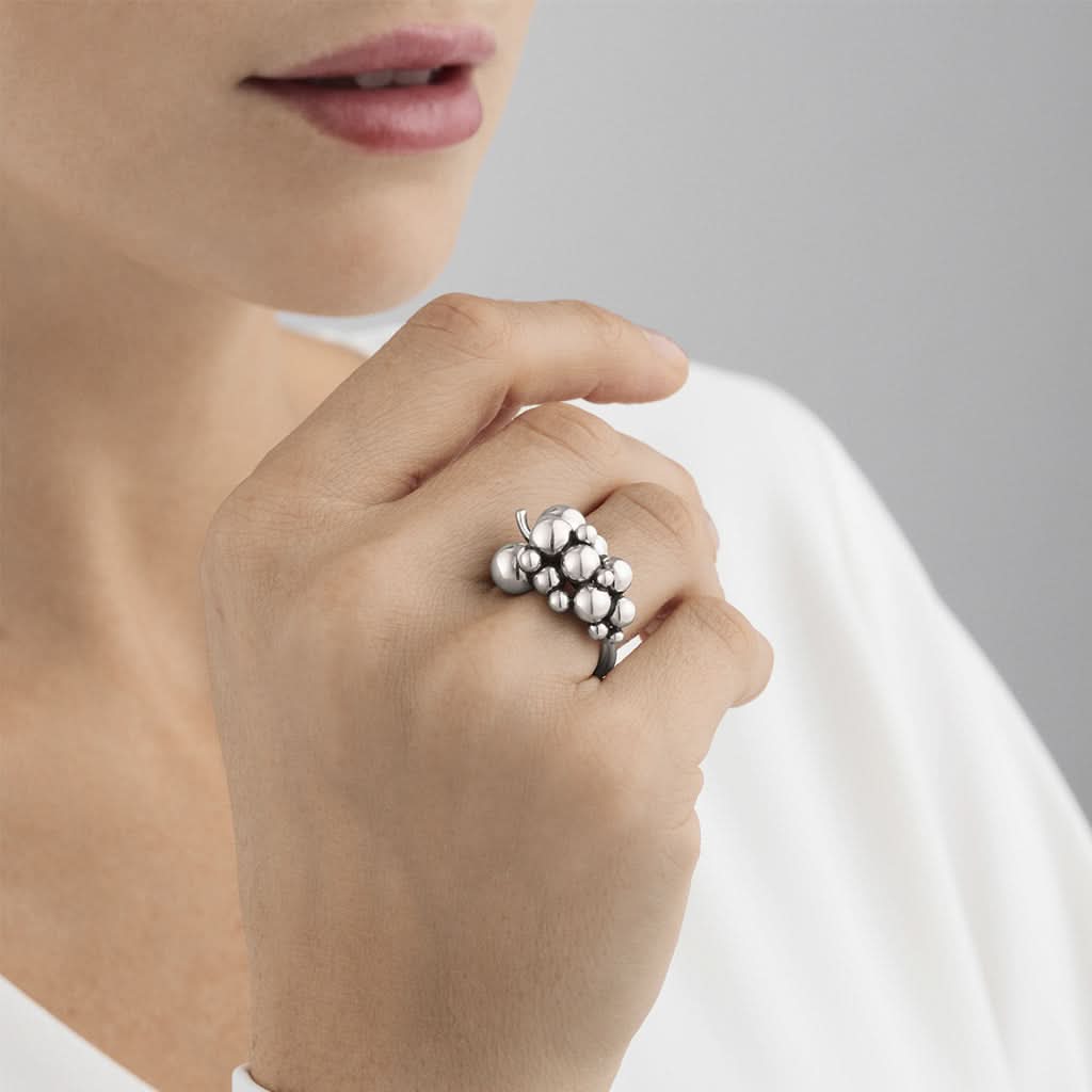 Georg Jensen Designer Jewellery Georg Jensen Silver Moonlight Grapes Ring Small 20000333