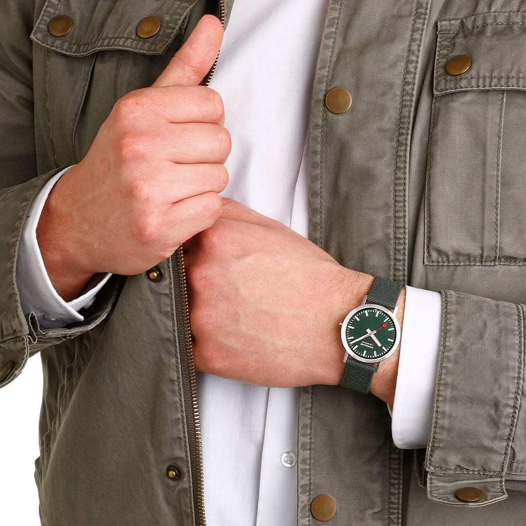 Mondaine Luxury Watches Mondaine Classic Forest Green Quartz Strap Watch A660.30360.60SBF