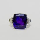 Ogden of Harrogate Jewellery 24.59ct Ceylon Colour Change Saphire