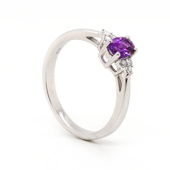 Ogden of Harrogate Jewellery 9ct White Gold Oval Amethyst & Trefoil Diamond Shoulder Ring