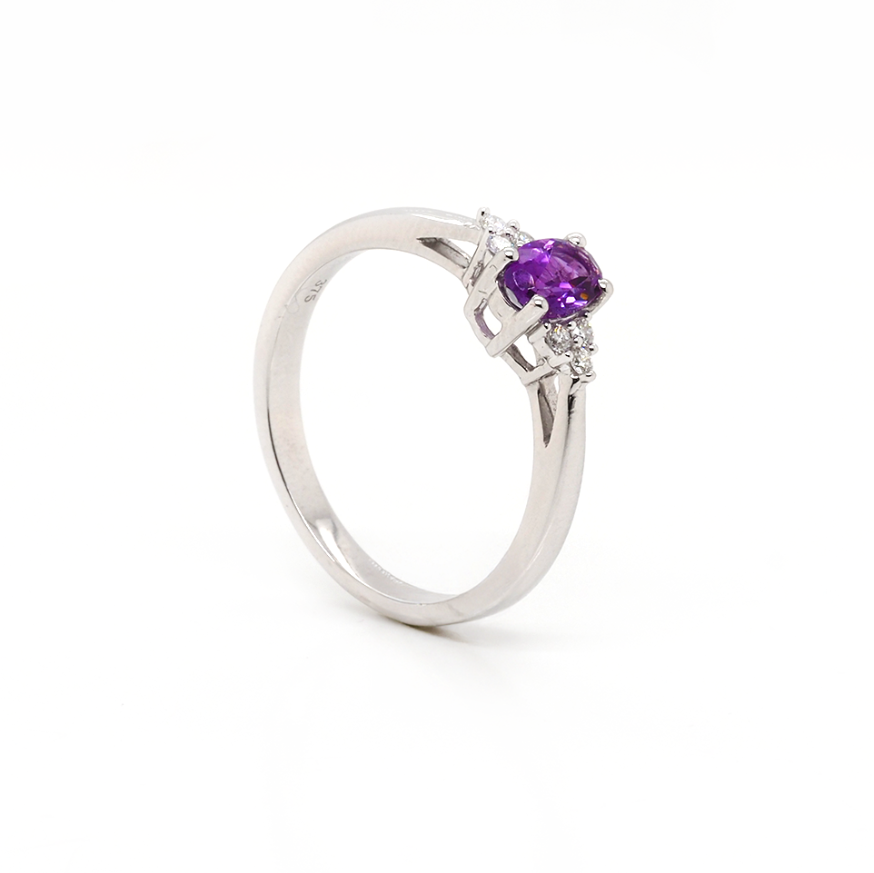 Ogden of Harrogate Jewellery 9ct White Gold Oval Amethyst & Trefoil Diamond Shoulder Ring