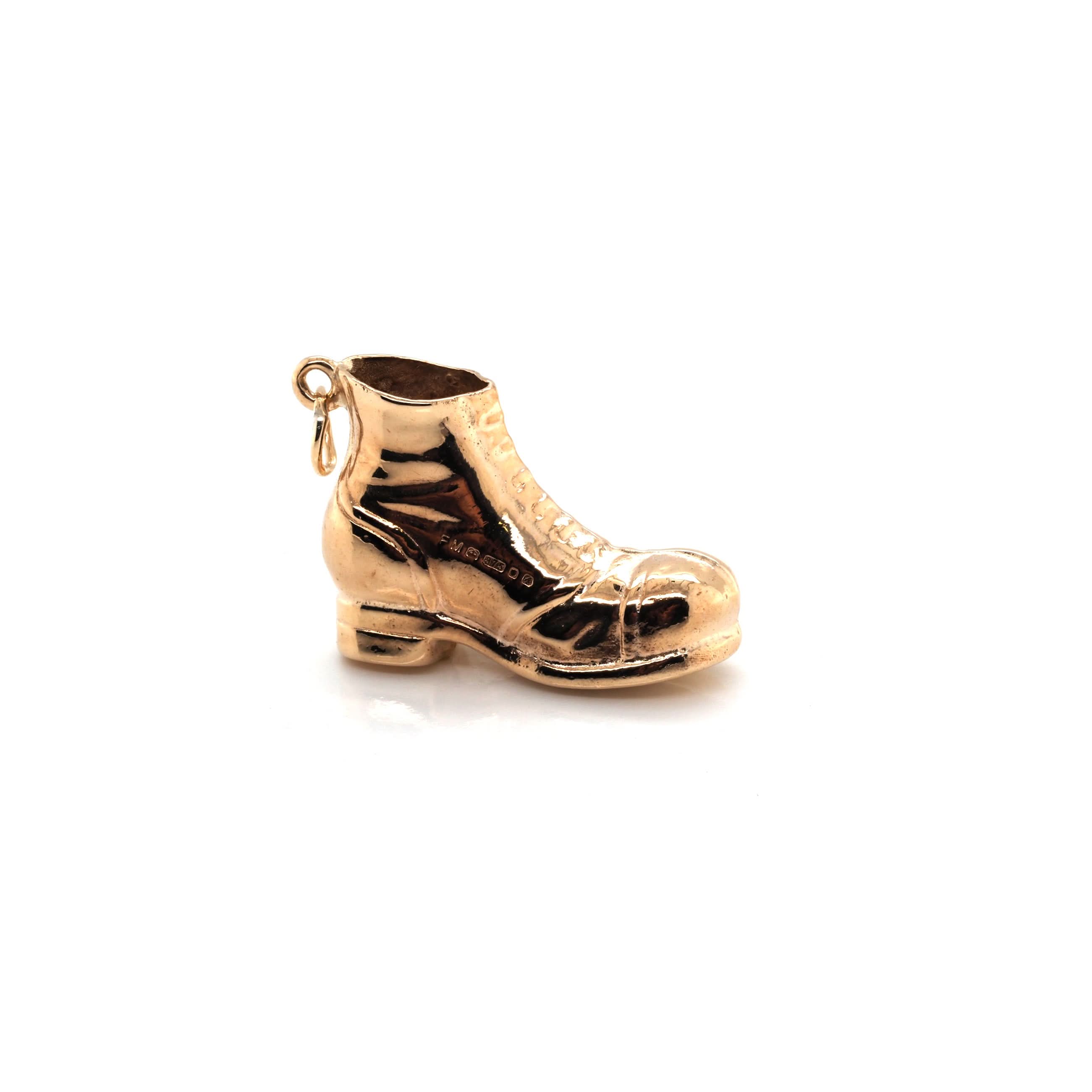 Ogden of Harrogate Jewellery 9ct Yellow Gold boot charm