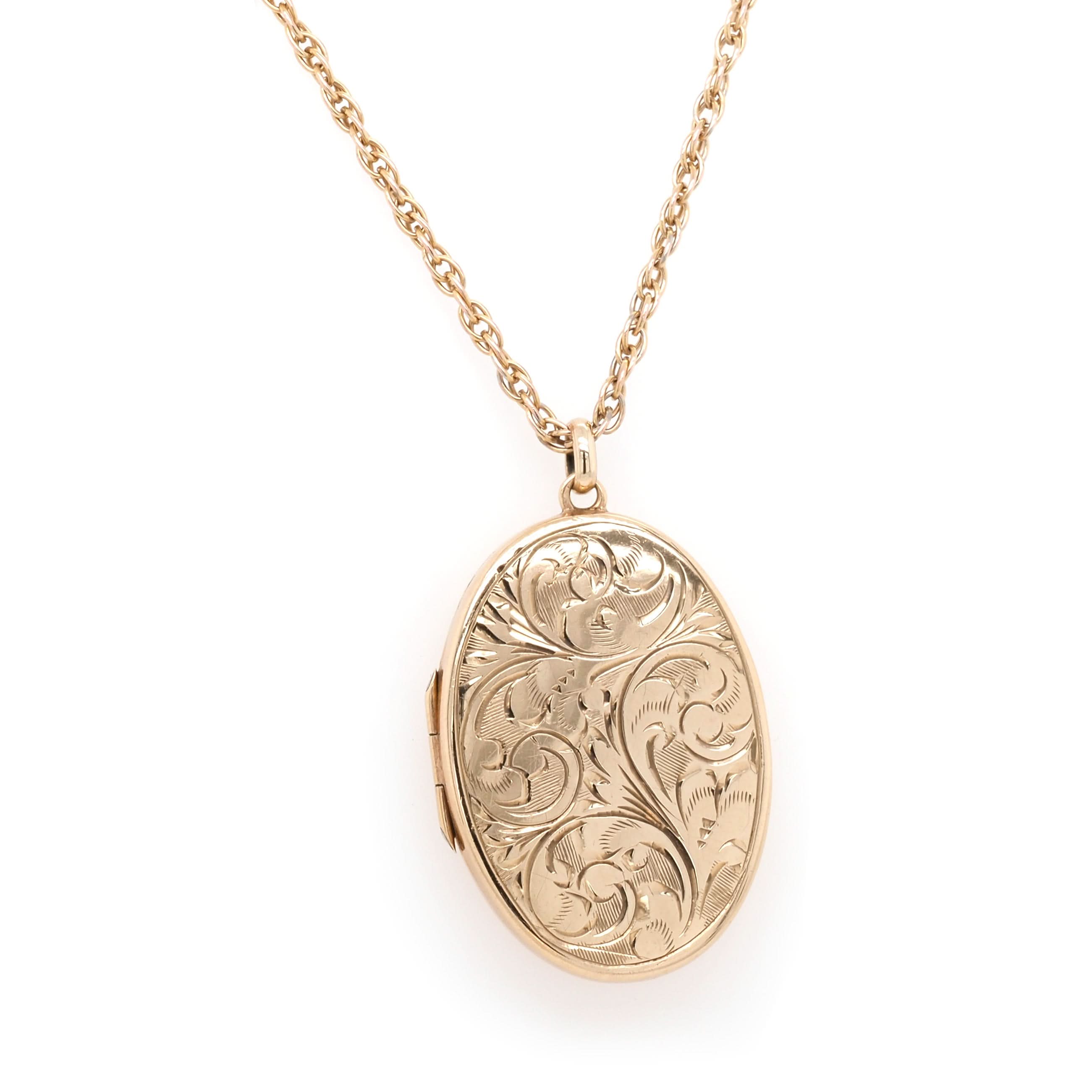 9ct Yellow Gold Oval Locket with Chain – Ogden Of Harrogate