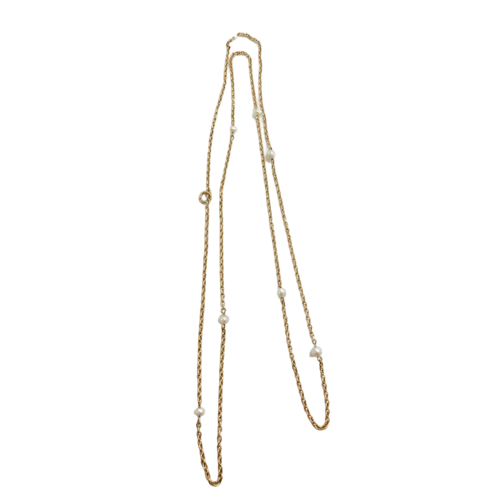 Ogden Of Harrogate Vintage Jewellery A 15ct Yellow gold Chain with Natural Pearls
