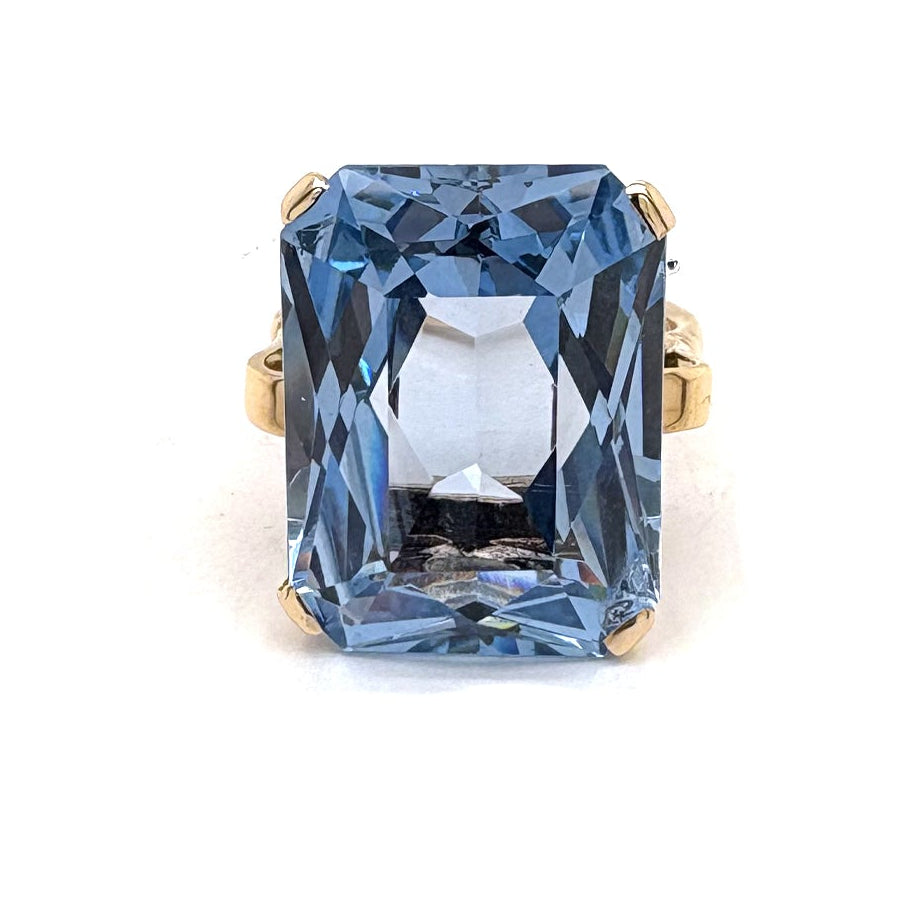 Ogden Of Harrogate Vintage Jewellery A Topaz 9ct Gold Cocktail Ring