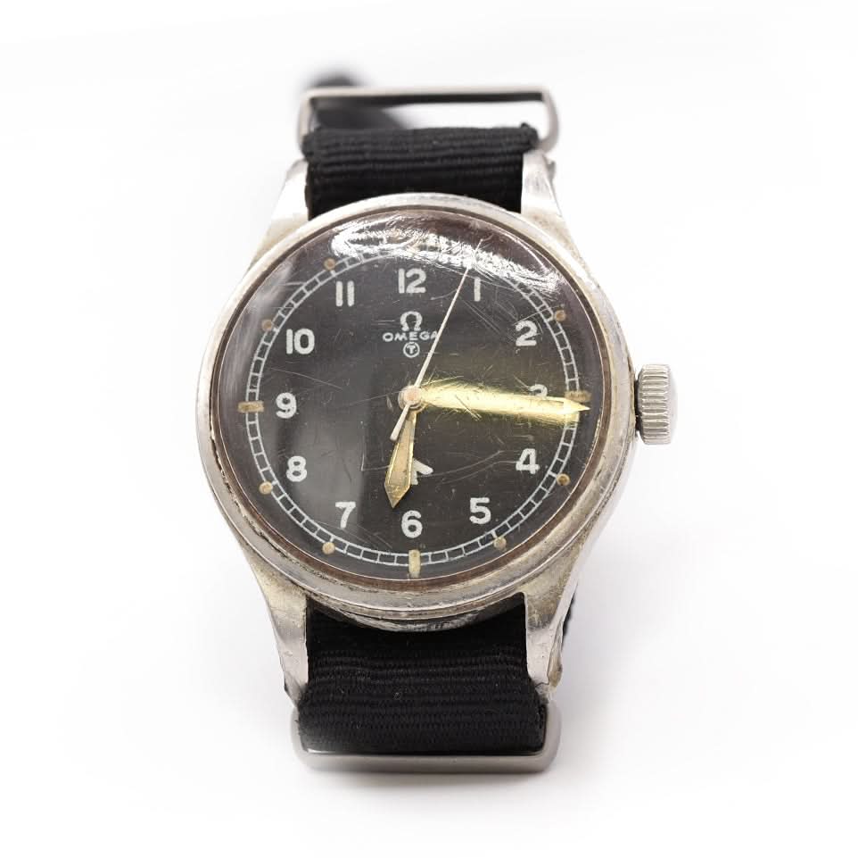 Ogden Vintage Watches Luxury Watch Omega Royal Air Force Pilot’s Watch – Military Issue, 1953