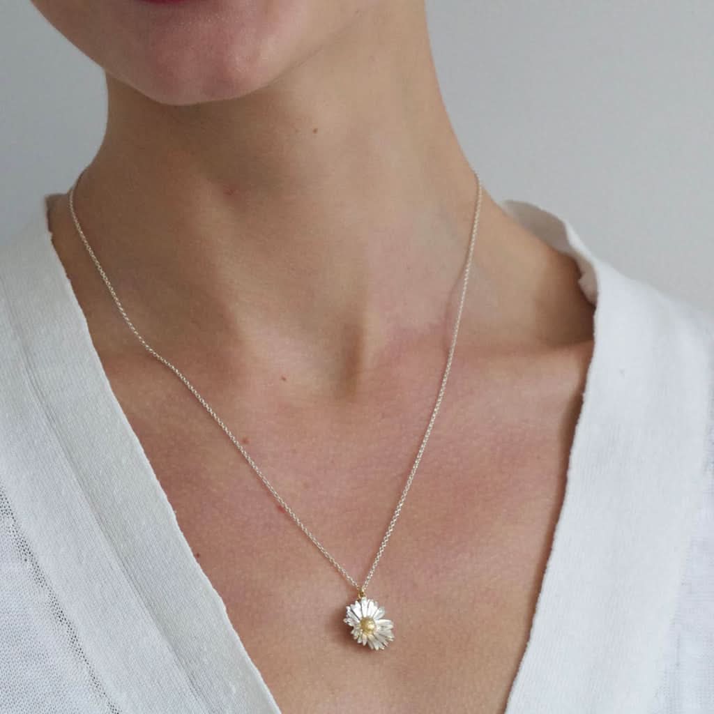 Alex Monroe Jewellery Alex Monroe Big Daisy Necklace