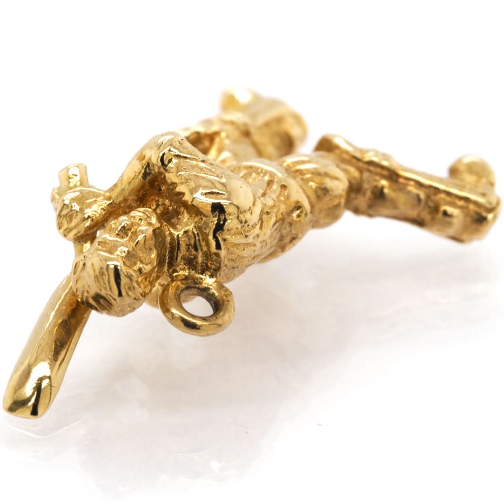 Ogden of Harrogate Jewellery 9ct Yellow Gold Cricketer Charm