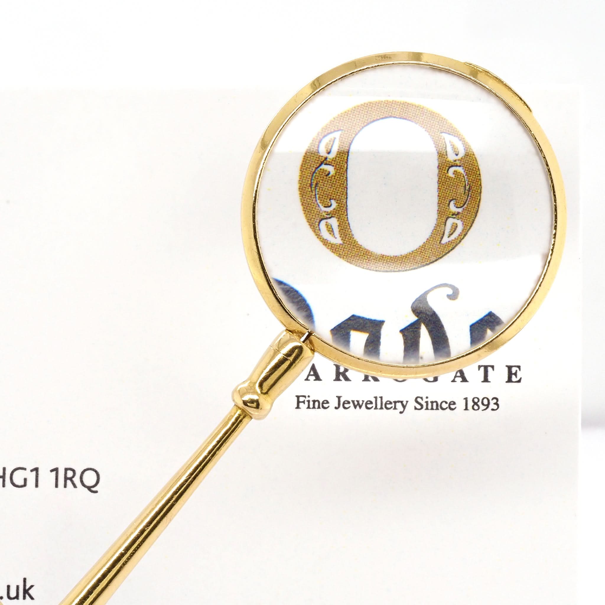 Ogden of Harrogate Jewellery Vintage 18ct Yellow Gold Magnifying Glass Pendant
